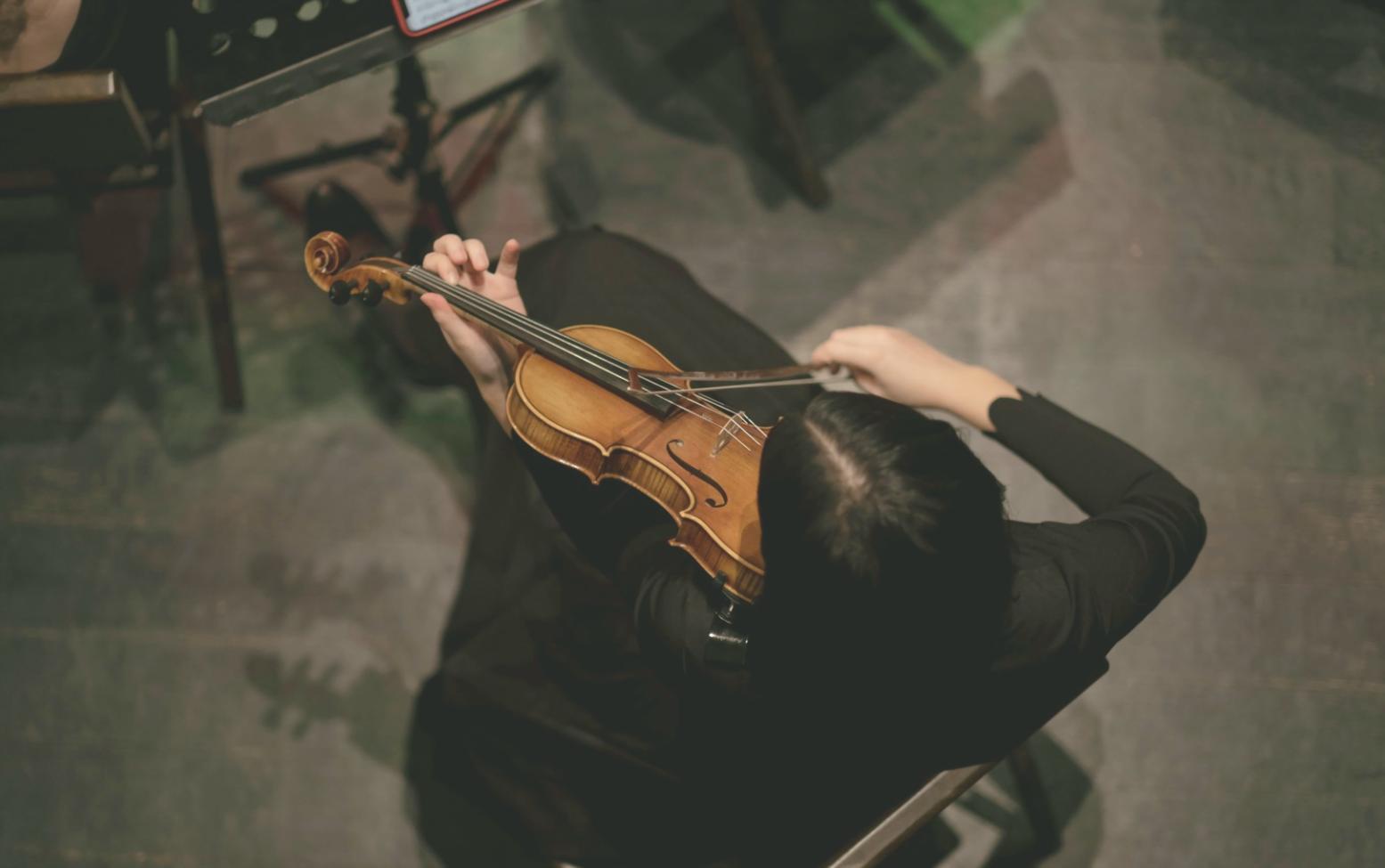 Musikalische Notation und Kompositionsskizzen